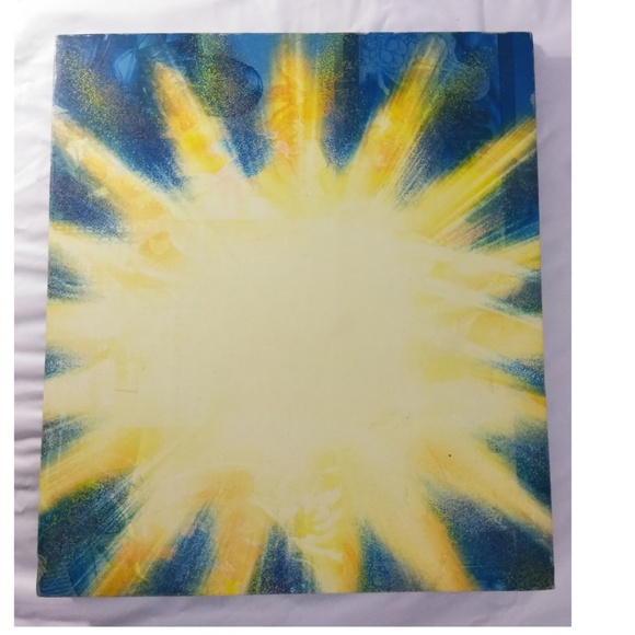 EK Success MARVEL HEROES 8x8 Scrapbook Album! - Picture 3 of 3